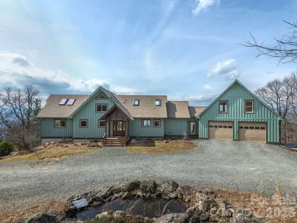 770 Dream Weaver Drive, Penrose, NC 28766