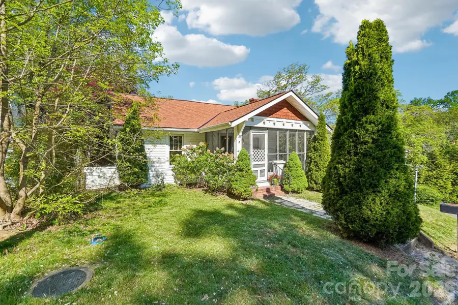 7 Oteen Park Place, Asheville, NC 28805 - #2