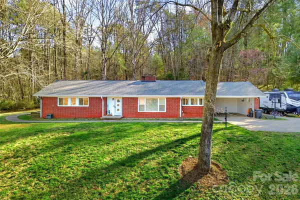 5395 Nc 226 S Road S, Marion, NC 28752