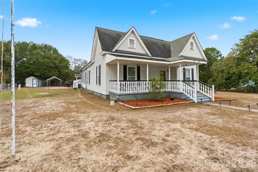 207 Oak Avenue, Hamlet, NC 28345 - #3