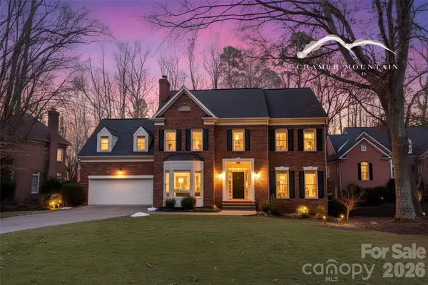 902 Hoke Trail, Cramerton, NC 28032