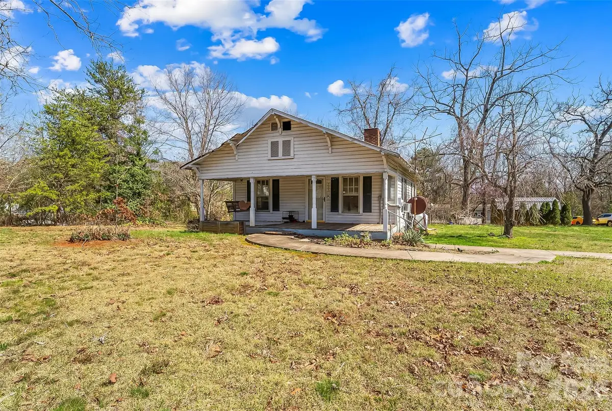 505 Mimosa Avenue, Morganton, NC 28655 - #1