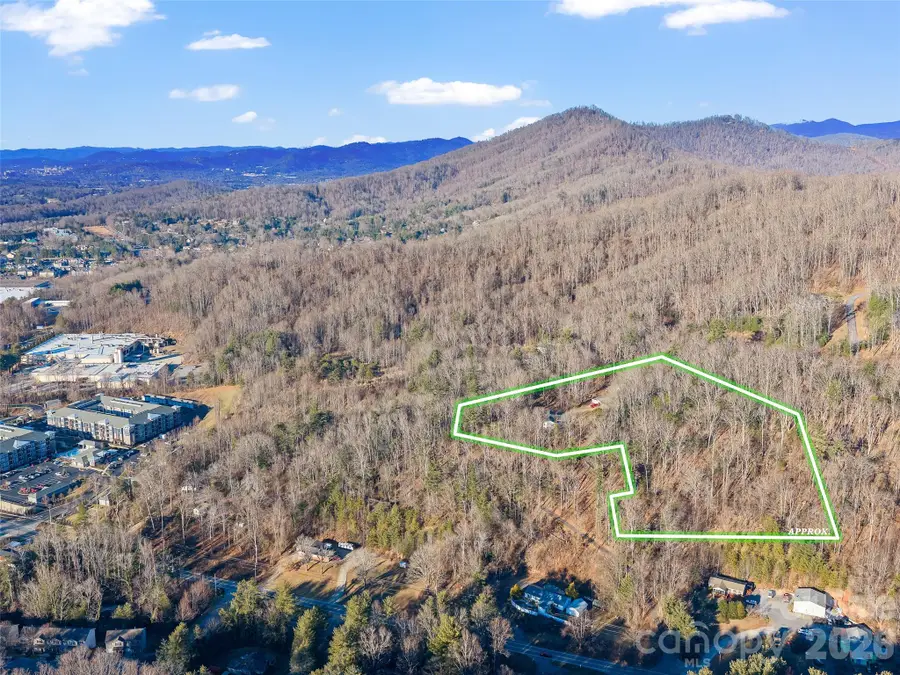 35 Smith Ridge Drive, Asheville, NC 28803 - #2