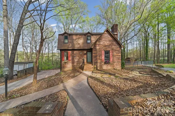 200 Maple Court, Lexington, NC 27295