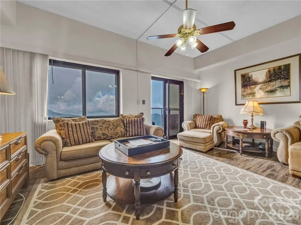 303 Sugar Top Drive #2816, Sugar Mountain, NC 28604 - #1