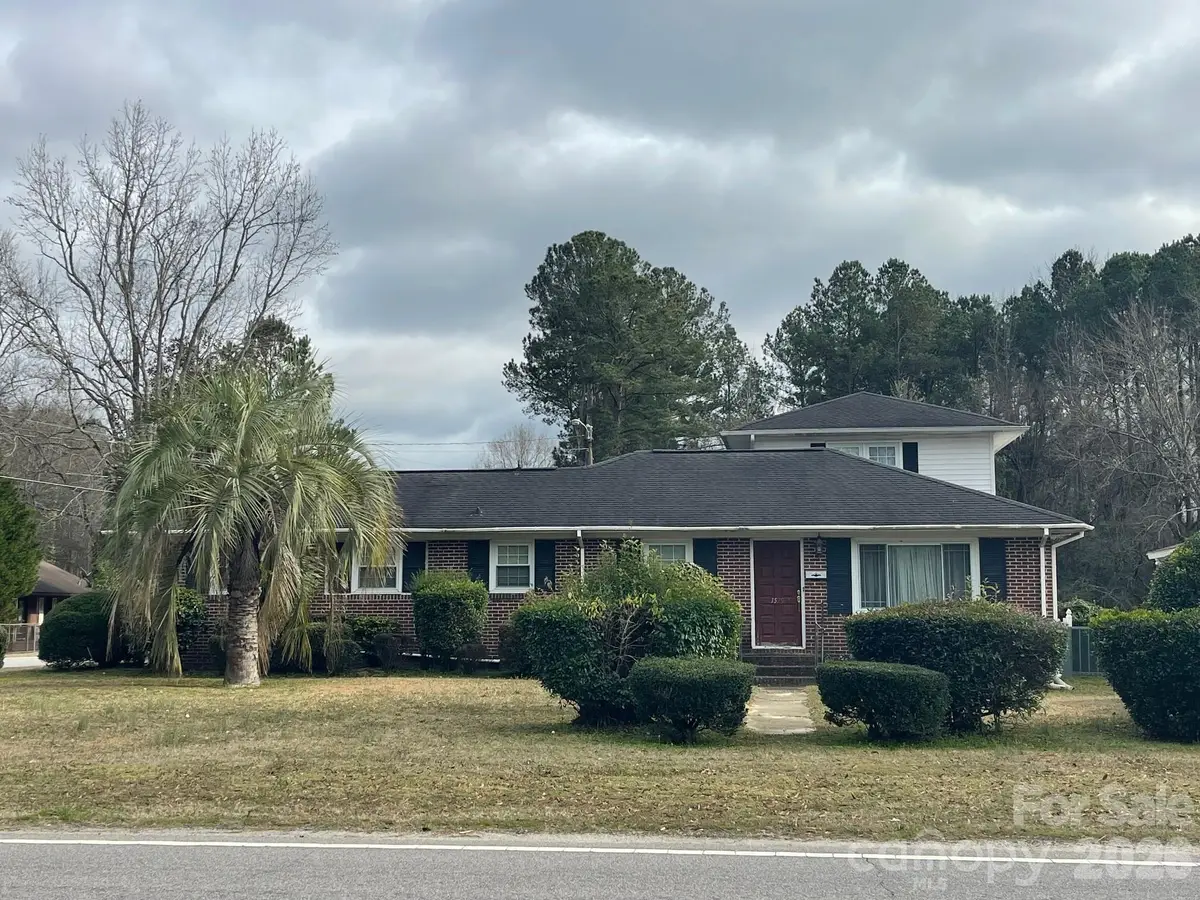 1529 W Market Street, Cheraw, SC 29520 - #1