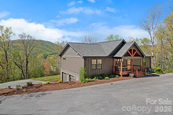 566 Mills River Road S, Mills River, NC 28759