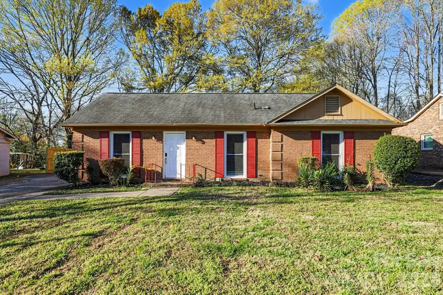 5212 Barrington Drive, Charlotte, NC 28215 - #3