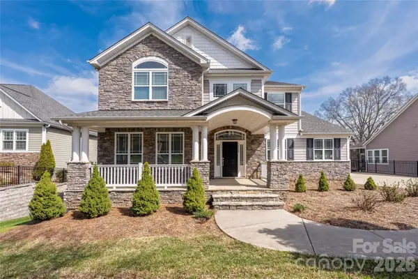 14724 Old Vermillion Drive, Huntersville, NC 28078