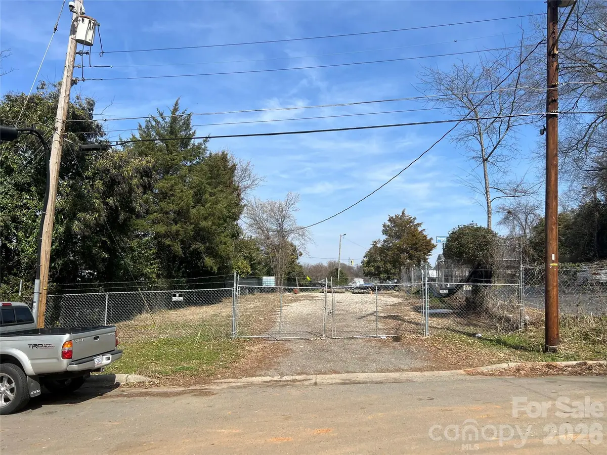 3620 Darby Avenue, Charlotte, NC 28216 - #1