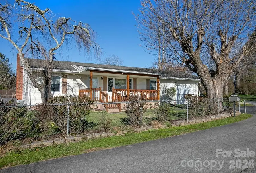 34 Sunset Drive, Brevard, NC 28712 - #3