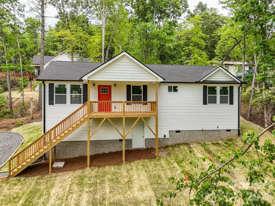 2506 Turnpike Road, Horse Shoe, NC 28742 - #2
