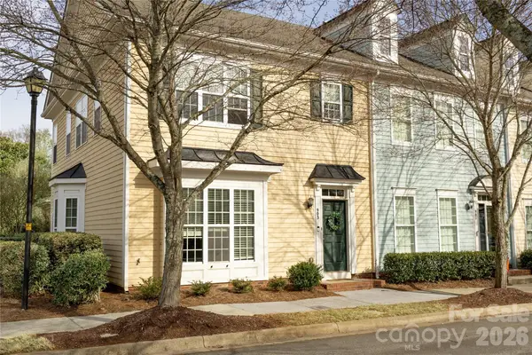 903 White Point Drive, Huntersville, NC 28078