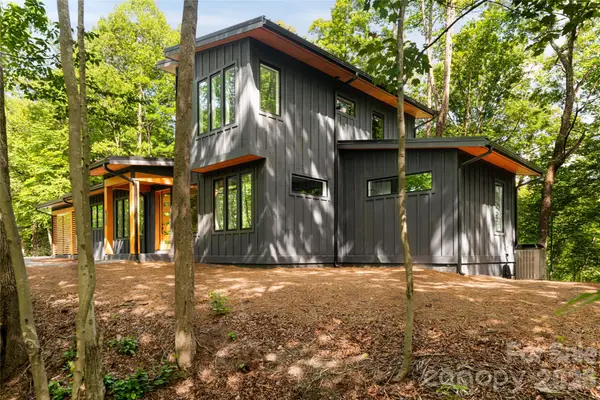 558 Poplar Crest Drive, Pisgah Forest, NC 28768