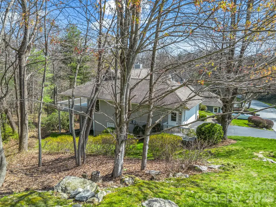 111 Broadmoor Drive, Flat Rock, NC 28731 - #2