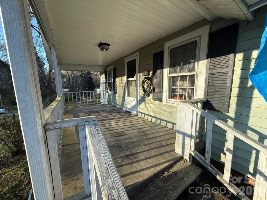 624 Blue Street, Troy, NC 27371 - #2