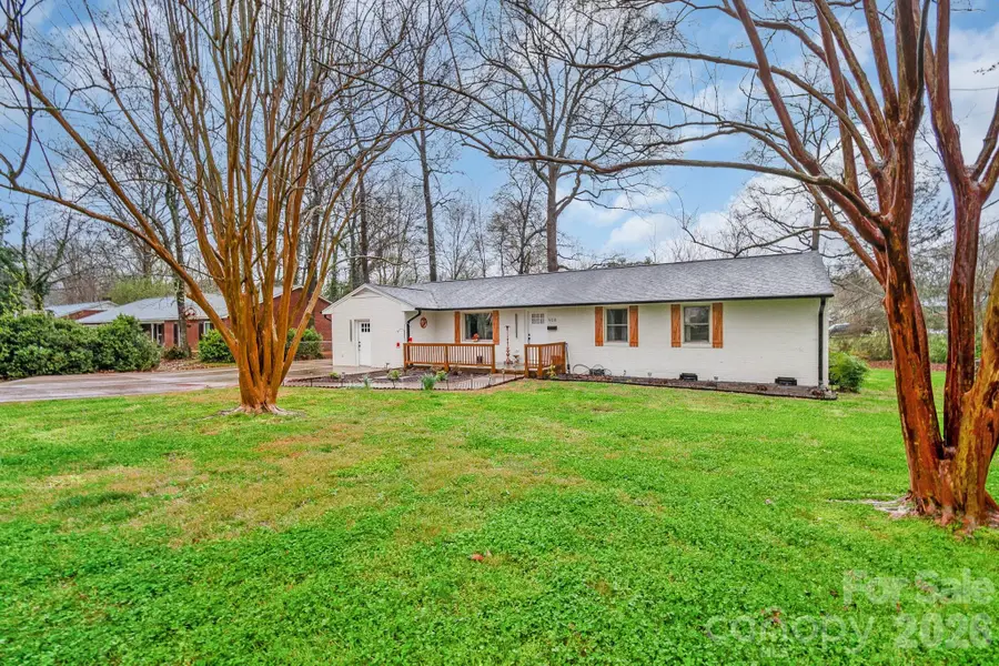 908 Woodside Drive, Kings Mountain, NC 28086 - #2