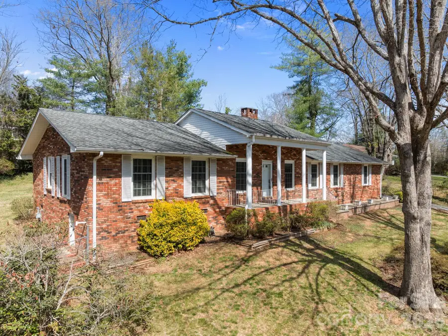 3124 Primrose Drive #10, Hendersonville, NC 28792 - #2