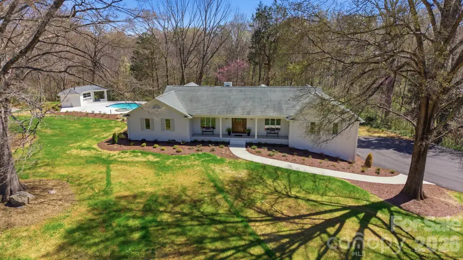 913 Kelly Road, Mount Holly, NC 28120 - #2