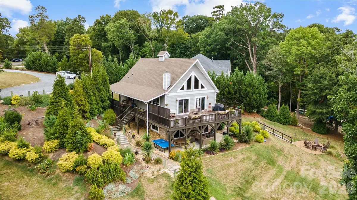 8428 Island Point Road, Charlotte, NC 28278 - #1