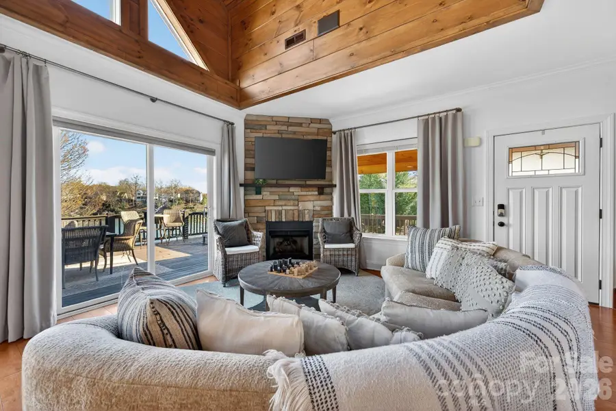 8428 Island Point Road, Charlotte, NC 28278 - #3