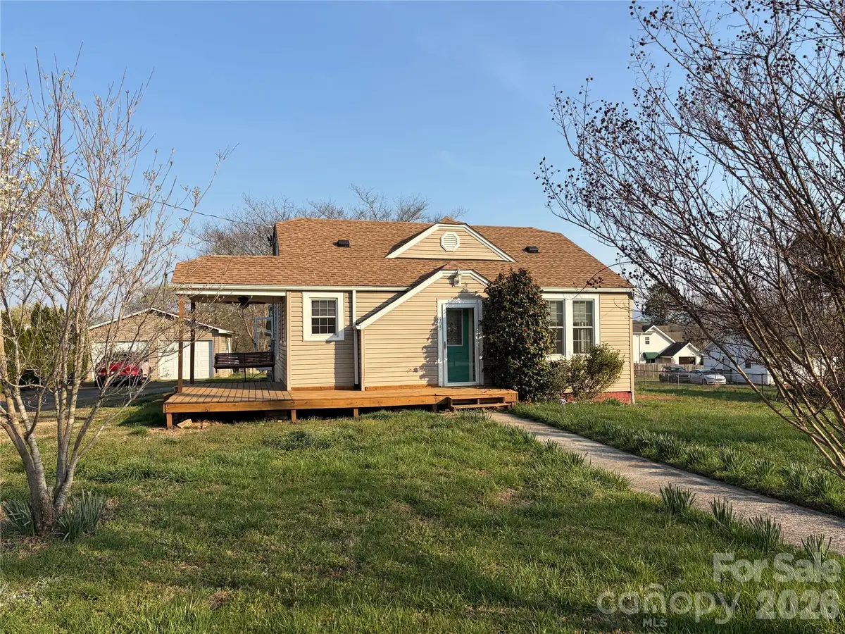 405 Jug Wilson Street, Morganton, NC 28655 - #1