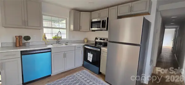 3148 Jones Wade Road, Hudson, NC 28638