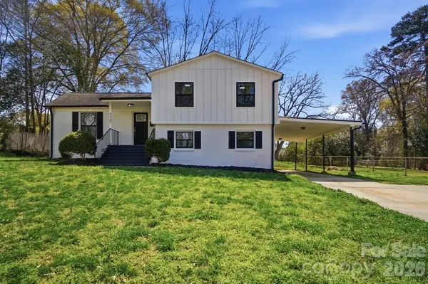 3545 Sargeant Drive, Charlotte, NC 28217