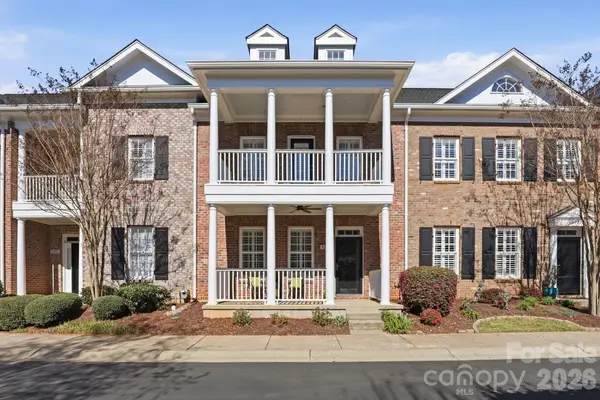 8246 Indigo Row, Charlotte, NC 28277