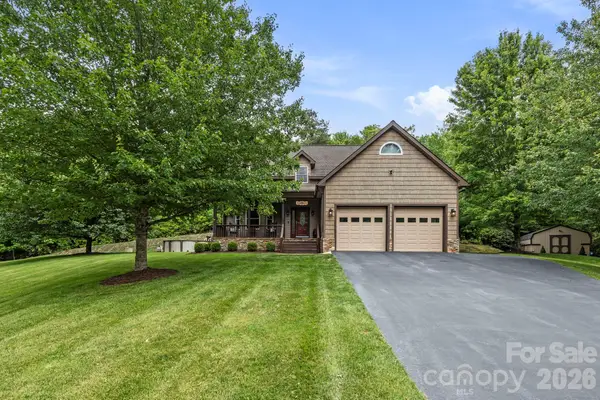 21 School House Road, Pisgah Forest, NC 28768