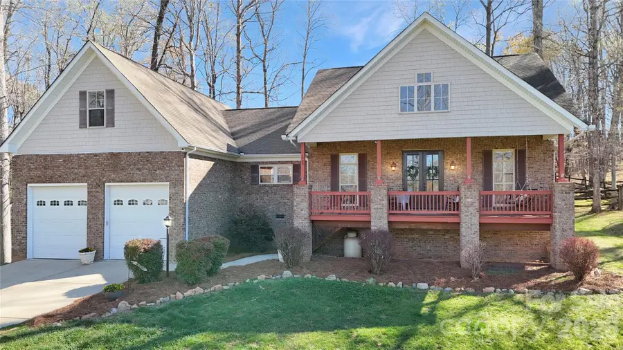 1520 Weatherwood Drive, Lincolnton, NC 28092 - #2