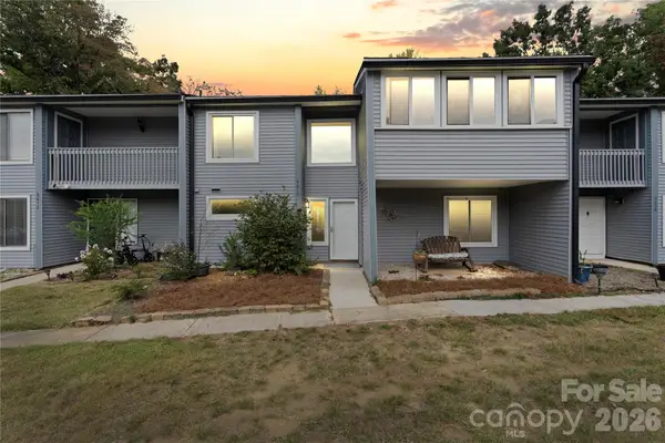 6610 Point Comfort Lane, Charlotte, NC 28226