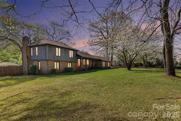 1226 Twin Lakes Road, Rock Hill, SC 29732