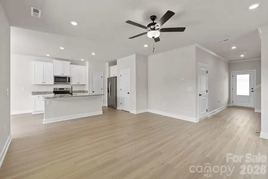 6622 Fairford Drive, Charlotte, NC 28215 - #3