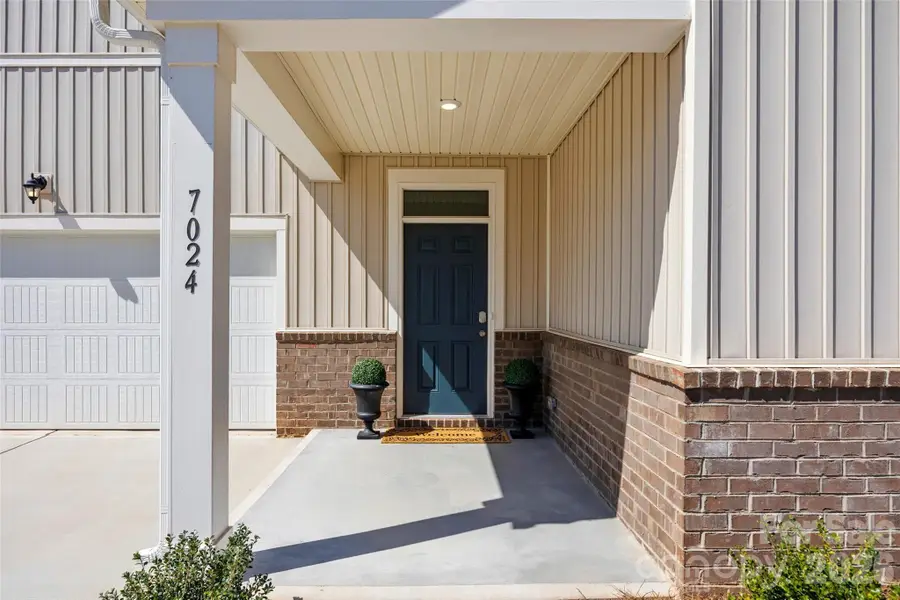 7024 Maple Run Circle, Charlotte, NC 28215 - #3