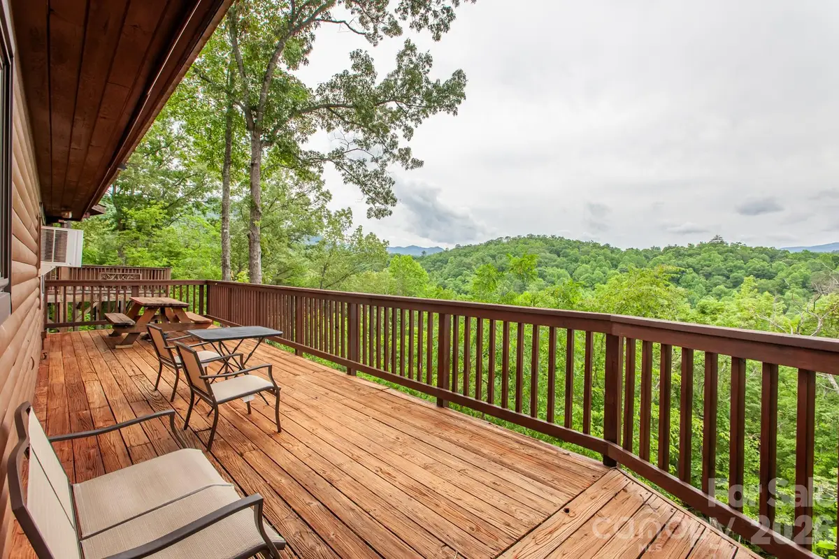 307 Blue Ridge Parkway, Bryson City, NC 28713 - #1