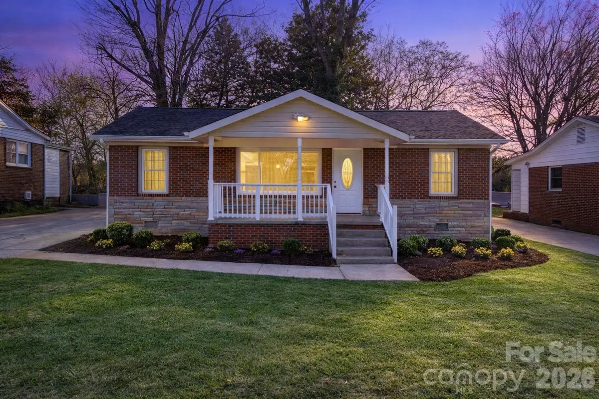 225 Brevard Street, Statesville, NC 28677 - #1