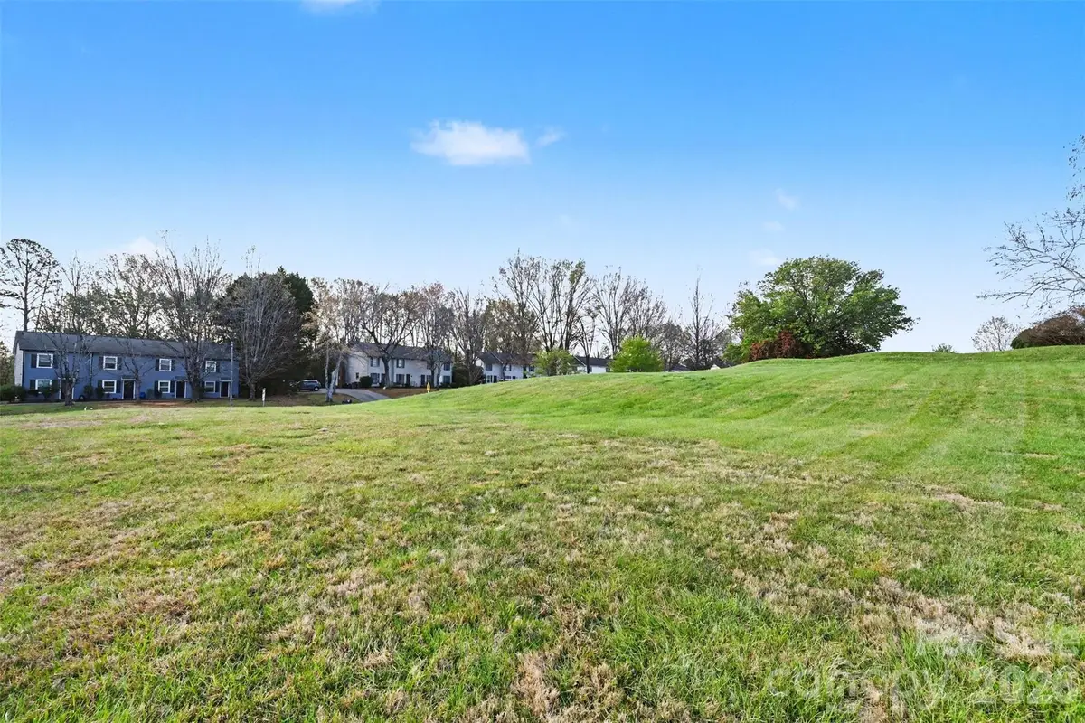 1725 Village Lake Drive, Charlotte, NC 28212 - #1