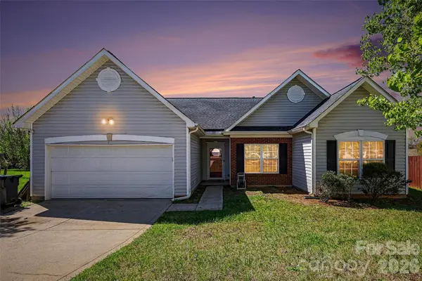 4011 Lakota Court, Charlotte, NC 28269