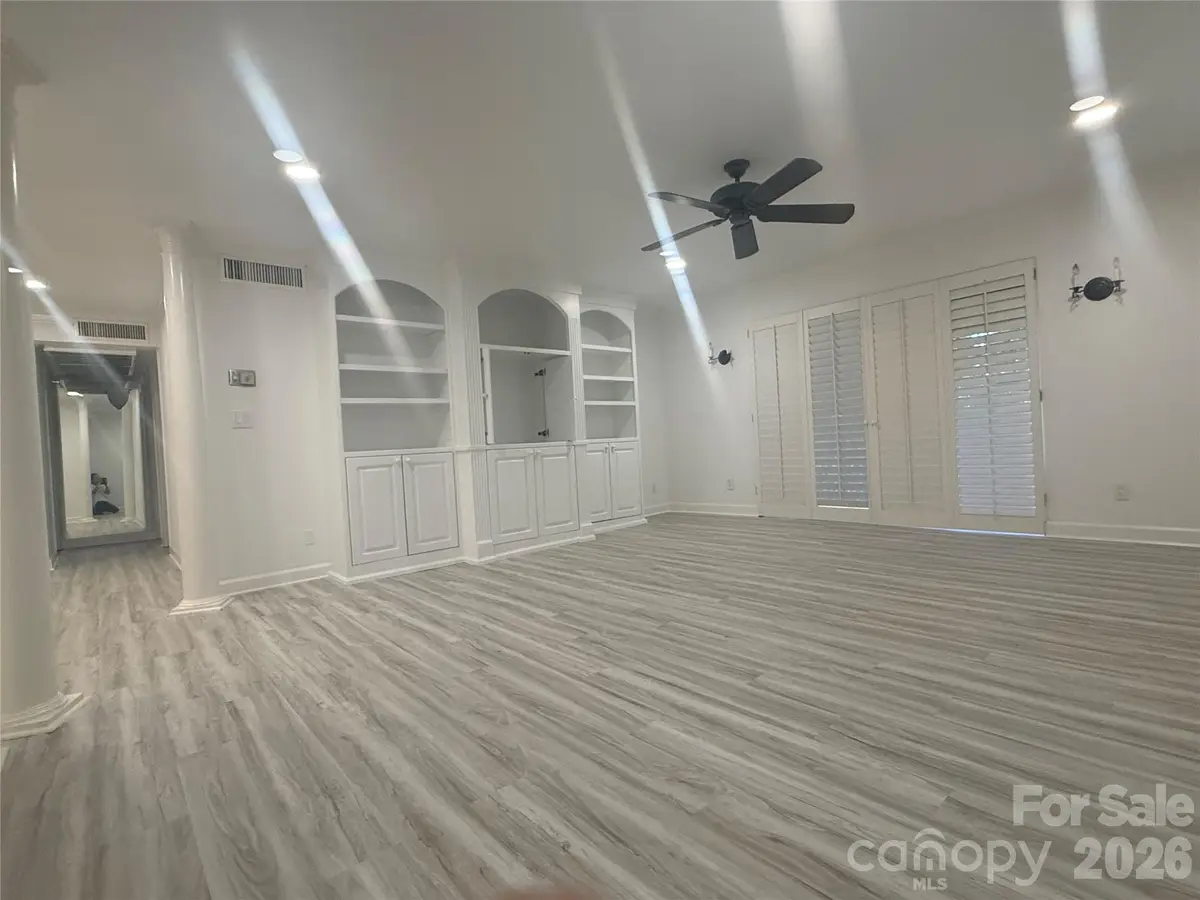 1323 Queens Road, Charlotte, NC 28207 - #1