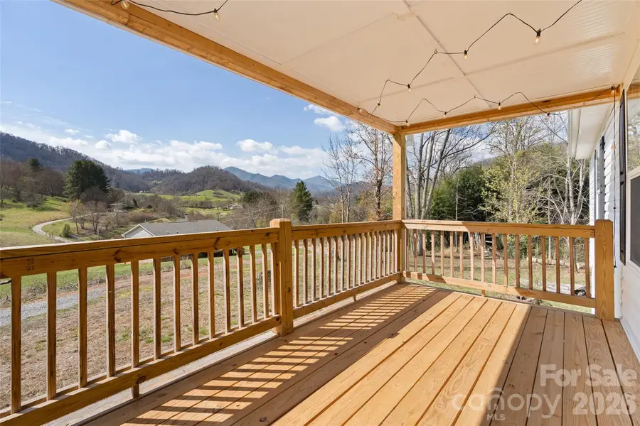 105 Stormy Way, Waynesville, NC 28785 - #2
