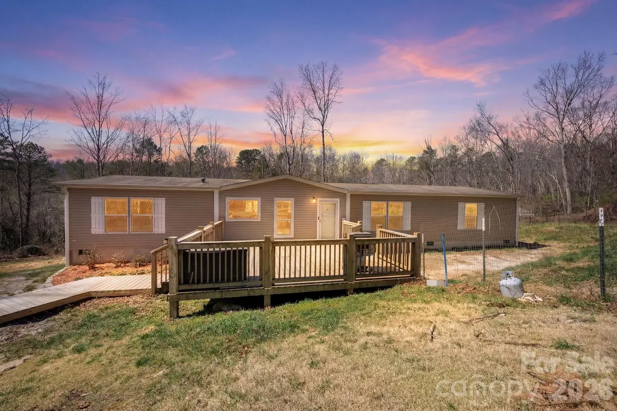 1064 Deer Chase Circle, Cedar Mountain, NC 28718 - #1