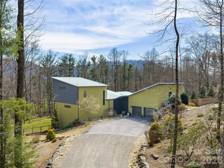 15 Sourwood Lane, Fletcher, NC 28732 - #2