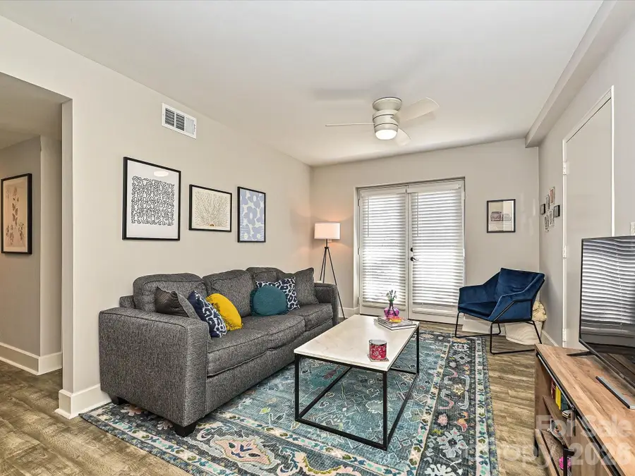 201 N Dotger Avenue #C9, Charlotte, NC 28207 - #2