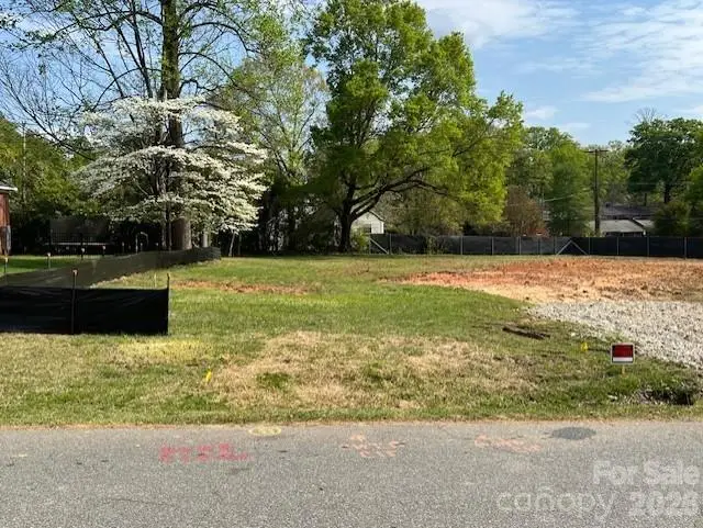 110 Heathwood Road, Charlotte, NC 28211 - #1