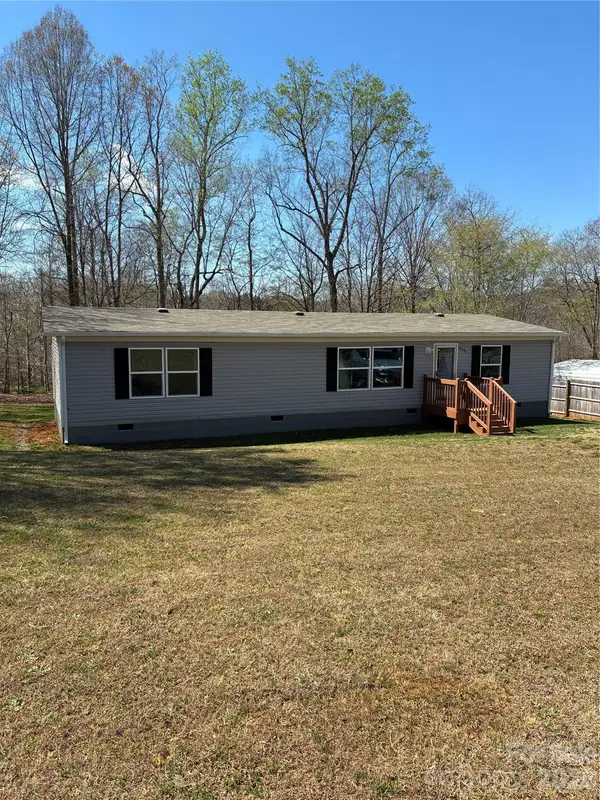 6094 Burnhurst Lane, Denver, NC 28037