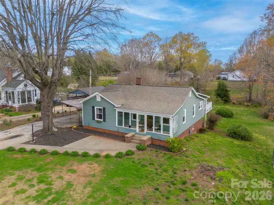 411 Arlington Street, Forest City, NC 28043 - #3