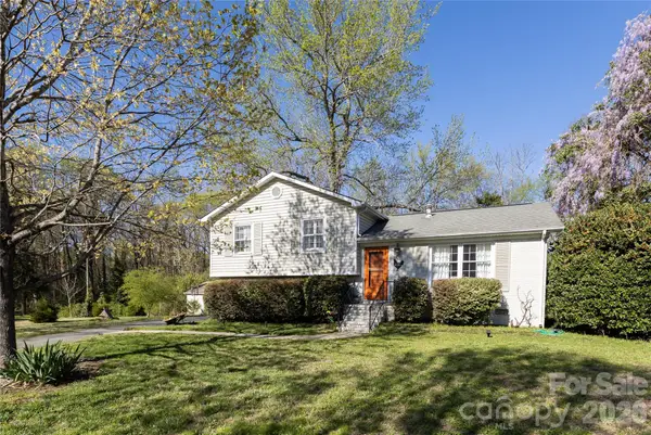 6701 Rugby Lane, Charlotte, NC 28226