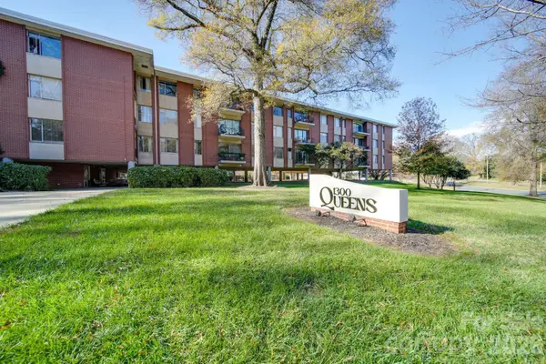 1300 Queens Road #312, Charlotte, NC 28207