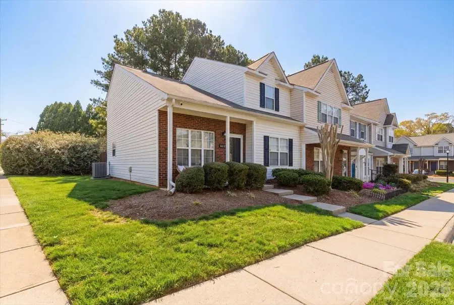 6475 Saint Bernard Way, Charlotte, NC 28269 - #2